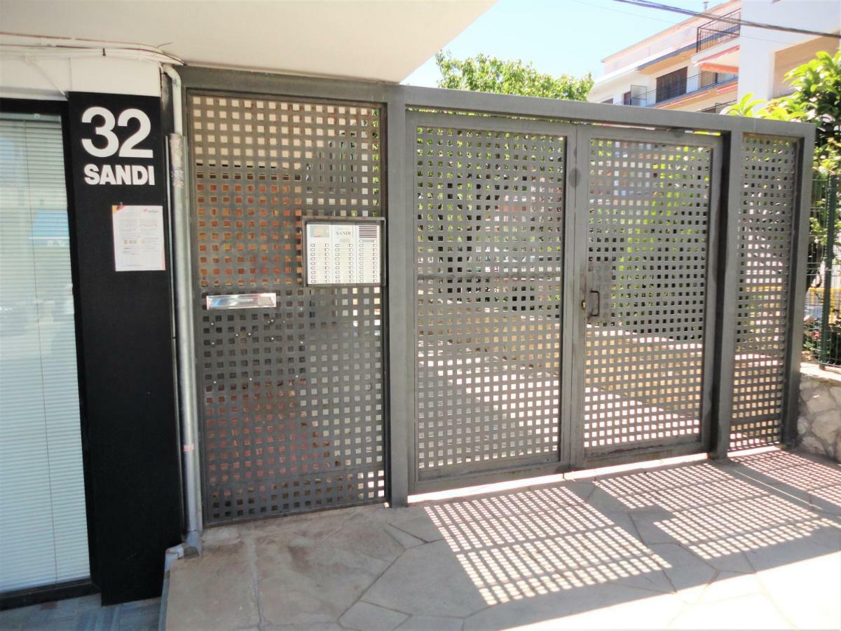 Lamoga-Sandi 4 2 Torredembarra Exterior foto